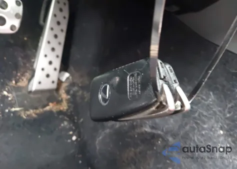 2014 Lexus Is 350 из США, поврежденный, VIN JTHCE1D23E5003516